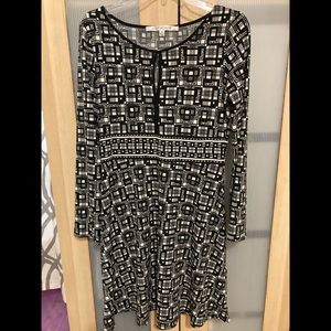 Max Studio A-line geometric pattern swing dress